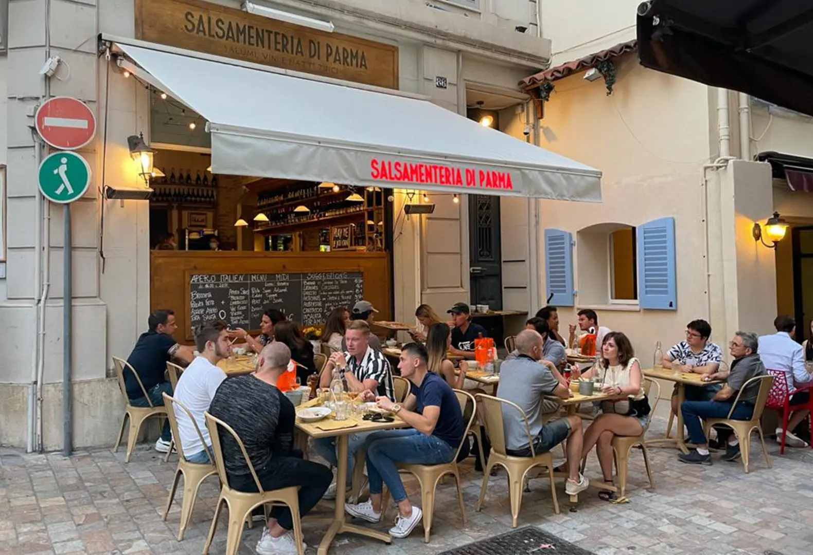 bg slider cannes